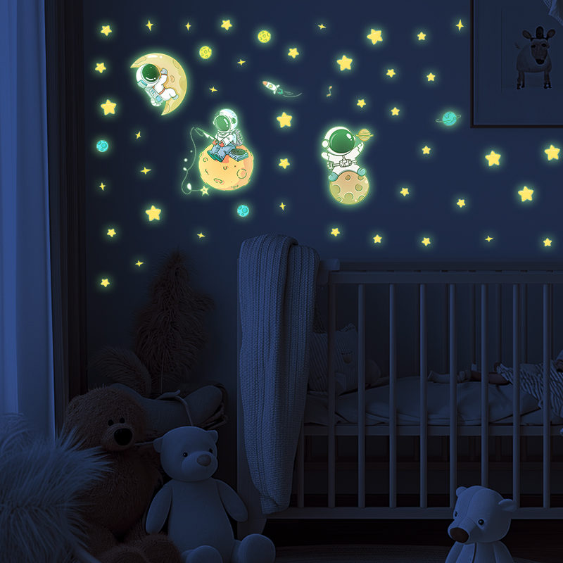 Astronaut Moon Theme Luminous  - Glow In Dark Stars incelemesi ve fiyatı