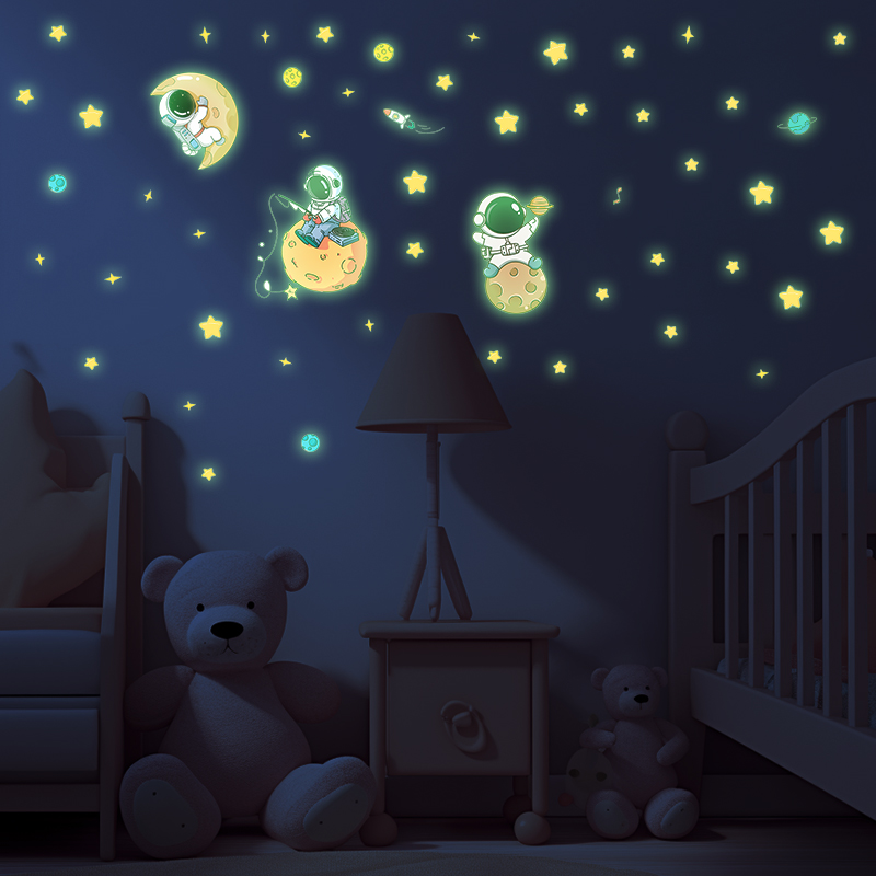 Astronaut Moon Theme Luminous  - Glow In Dark Stars incelemesi ve fiyatı
